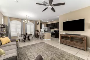 240 W Juniper Ave, Gilbert, AZ 85233 - Photo 5