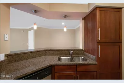 2025 E Campbell Avenue #Apt 358, Phoenix, AZ 85016 - Photo 7