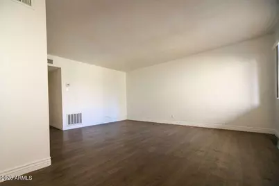 1702 W Tuckey Lane #103, Phoenix, AZ 85015 - Photo 5