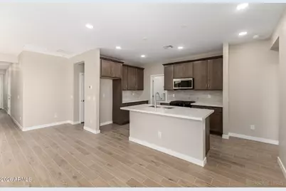 5609 N 205th Lane, Buckeye, AZ 85396 - Photo 3