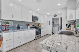 222 E Joan D Arc Ave, Phoenix, AZ 85022 - Photo 23