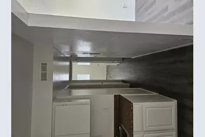 1307 E Vista Avenue #Apt 1, Phoenix, AZ 85020 - Photo 5