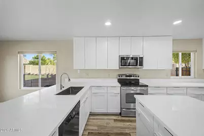 21961 N 69th Avenue, Glendale, AZ 85310 - Photo 15