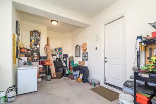 42205 W Morning Glory Way, Maricopa, AZ 85138 - Photo 33