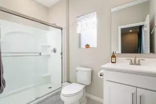 2170 W Harmont Dr, Phoenix, AZ 85021 - Photo 9