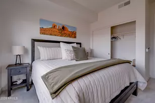 7300 E Earll Dr, Scottsdale, AZ 85251 - Photo 27