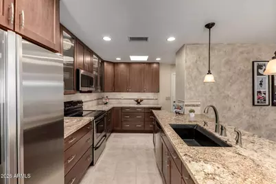 7654 N Via Camello Del Norte --, Scottsdale, AZ 85258 - Photo 11