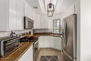 930 N Mesa Dr, Mesa, AZ 85201 - Photo 7