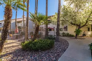 930 N Mesa Dr, Mesa, AZ 85201 - Photo 27