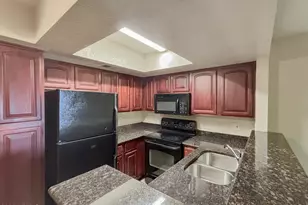 3535 W Tierra Buena Ln, Phoenix, AZ 85053 - Photo 15