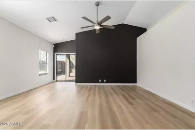 8782 W Shaw Butte Drive, Peoria, AZ 85345 - Photo 5