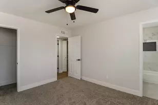 548 W Elena Ave, Mesa, AZ 85210 - Photo 9