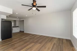 548 W Elena Ave, Mesa, AZ 85210 - Photo 3