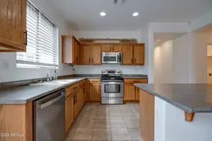 2557 W Bisbee Way, Phoenix, AZ 85086 - Photo 11