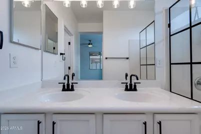2557 W Bisbee Way, Phoenix, AZ 85086 - Photo 33