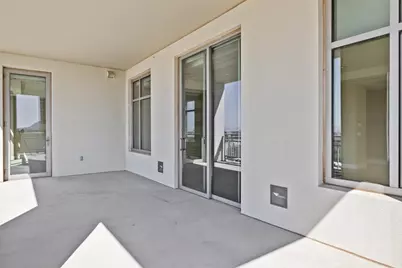 2211 E Camelback Road #Unit 604, Phoenix, AZ 85016 - Photo 13