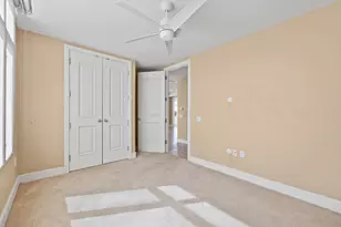 2211 E Camelback Rd, Phoenix, AZ 85016 - Photo 29