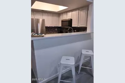 3601 W Tierra Buena Lane #Unit 111, Phoenix, AZ 85053 - Photo 1