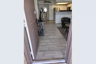 3601 W Tierra Buena Lane #Unit 111, Phoenix, AZ 85053 - Photo 3