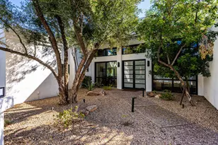 9917 N 52nd St, Paradise Valley, AZ 85253 - Photo 3