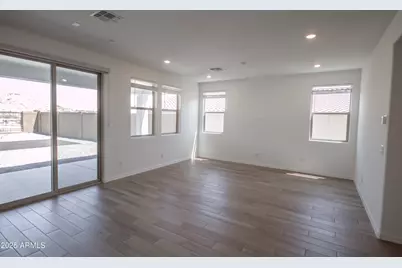 21326 W Roanoke Avenue, Buckeye, AZ 85396 - Photo 11