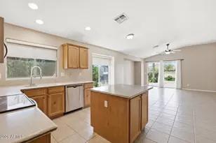 31267 N Claridge Cir, San Tan Valley, AZ 85143 - Photo 5