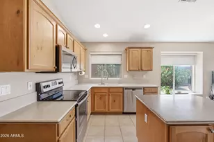 31267 N Claridge Cir, San Tan Valley, AZ 85143 - Photo 7