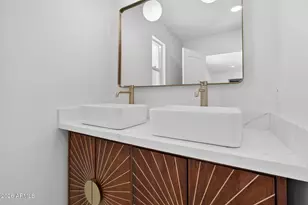 5724 N 13th Pl, Phoenix, AZ 85014 - Photo 13