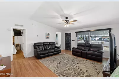 3716 W Rose Garden Lane, Glendale, AZ 85308 - Photo 19