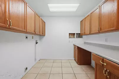 6211 S 21st Street, Phoenix, AZ 85042 - Photo 15