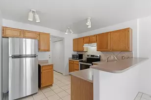 3142 E Wahalla Ln, Phoenix, AZ 85050 - Photo 7