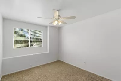 3142 E Wahalla Lane, Phoenix, AZ 85050 - Photo 13