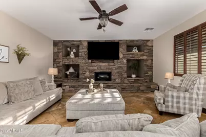 7596 N 87th Drive, Glendale, AZ 85305 - Photo 9