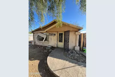 7245 S 41st Way, Phoenix, AZ 85042 - Photo 1