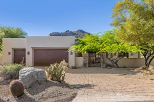 2208 N Sagebrush Ln, Carefree, AZ 85377 - Photo 3