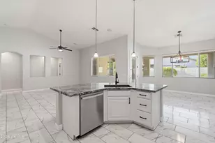8804 W Glenn Dr, Glendale, AZ 85305 - Photo 7