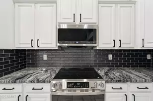 8804 W Glenn Dr, Glendale, AZ 85305 - Photo 5