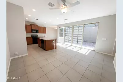 2511 S Entwistle Street, Gilbert, AZ 85295 - Photo 7