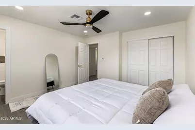 2122 W Dahlia Drive, Phoenix, AZ 85029 - Photo 11