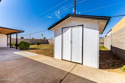 2122 W Dahlia Drive, Phoenix, AZ 85029 - Photo 17