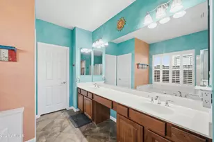 2310 W Kachina Trail, Phoenix, AZ 85041 - Photo 33