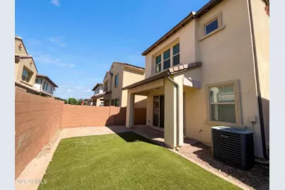 1952 S Follett Way, Gilbert, AZ 85295 - Photo 5