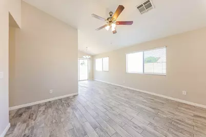 21610 N 29th Drive, Phoenix, AZ 85027 - Photo 5