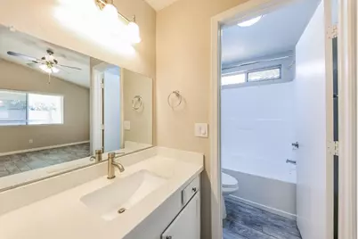 21610 N 29th Drive, Phoenix, AZ 85027 - Photo 13