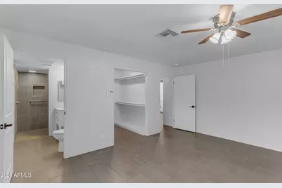16555 W Lower Buckeye Road, Goodyear, AZ 85338 - Photo 27