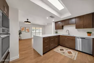 7817 E Sage Dr, Scottsdale, AZ 85250 - Photo 11