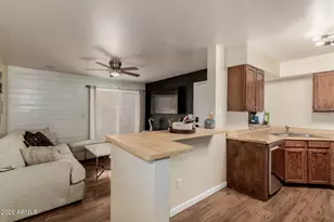 533 W Guadalupe Rd, Mesa, AZ 85210 - Photo 7