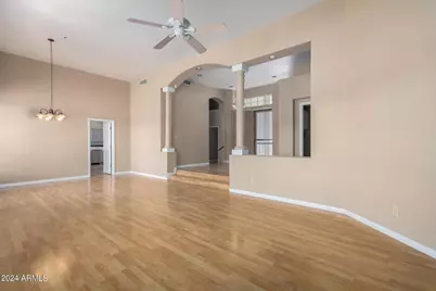 8924 E Captain Dreyfus Avenue, Scottsdale, AZ 85260 - Photo 9