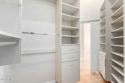 8924 E Captain Dreyfus Avenue, Scottsdale, AZ 85260 - Photo 5