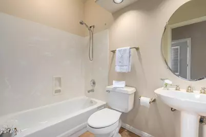 8924 E Captain Dreyfus Avenue, Scottsdale, AZ 85260 - Photo 15
